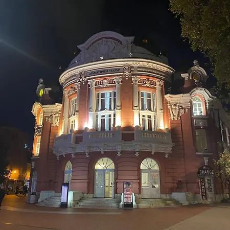 Sea Апартаменты *